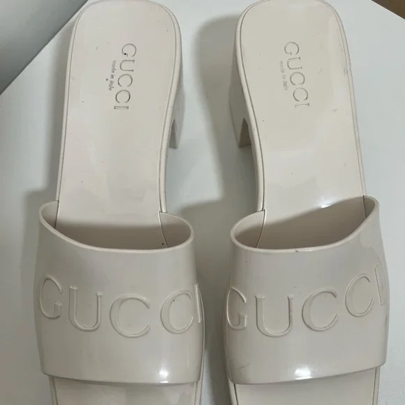 GUCCI RUBBER SANDALS - Picture 3 of 6